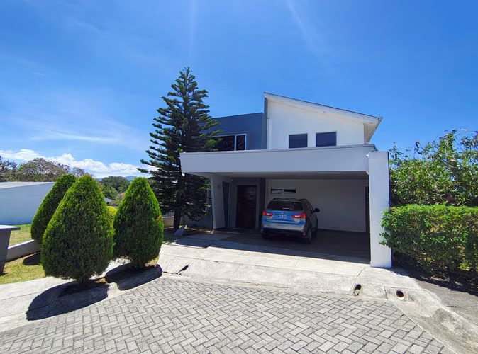  Casa en Venta – Condominio Exclusivo, Alajuela EB26-1576
