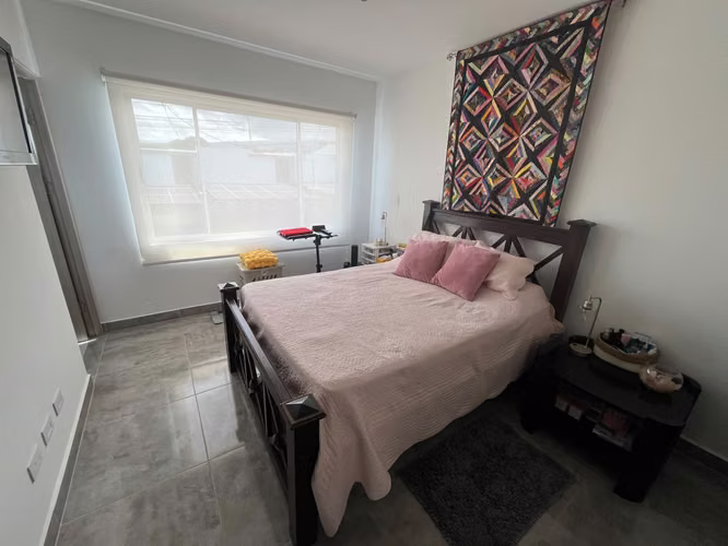 Venta casa 3 habitaciones con patio. Condominio Naos San Joaquín
