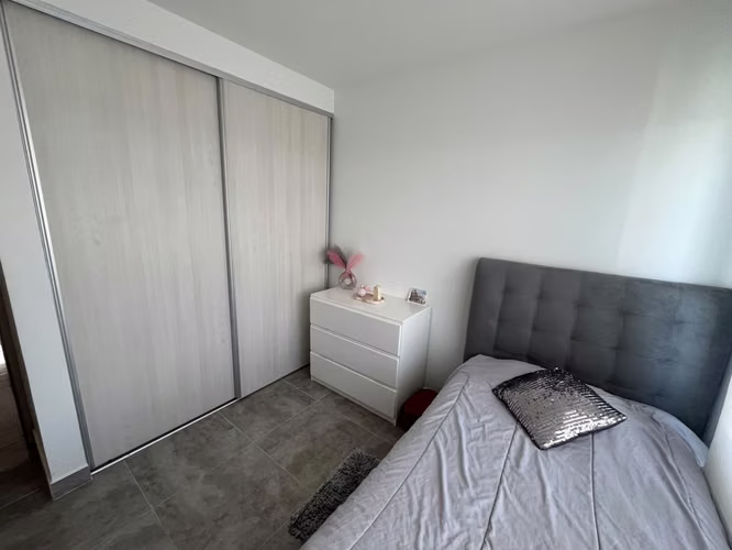 Venta casa 3 habitaciones con patio. Condominio Naos San Joaquín