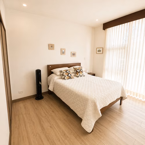 Townhouse moderno de 3 habitaciones en venta en San Antonio de Escazú - Imagen 7