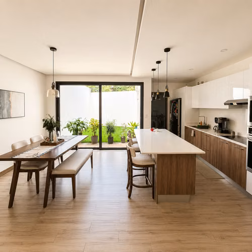 Townhouse moderno de 3 habitaciones en venta en San Antonio de Escazú - Imagen 2