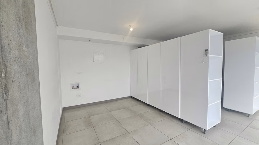 ¡Espectacular Loft Piso 10 en iFreses Curridabat! Vista Única + Amenidades Top - Imagen 9