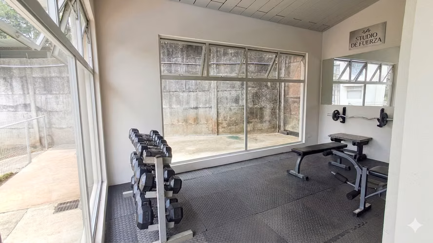 ¡Listo para Mudarse! Apto Full Amoblado con 2 Parqueos – Condominio Fuente del Sol-9 - Imagen 15