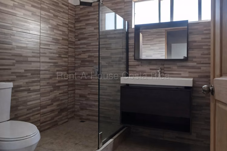 Casa de 3 Niveles en Venta en Tres Ríos | Residencial con Vigilancia | 334 m² H.A. #26-1812 - Imagen 7