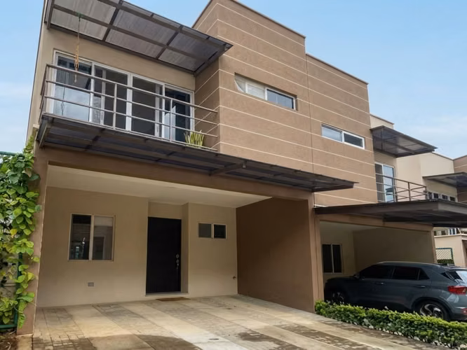 Casa en venta en Ciudad Colón | Condominio, 187 m² y 3 habitaciones | US$215.000 - Imagen 3