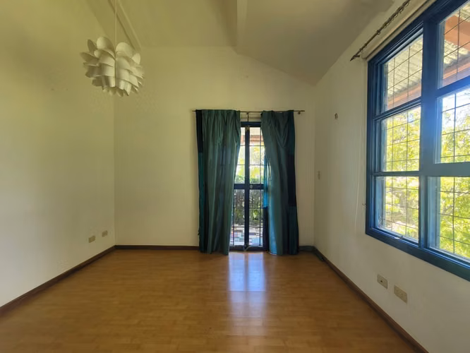 Casa con vistas y potencial de inversión en San Antonio de Escazú - Imagen 17