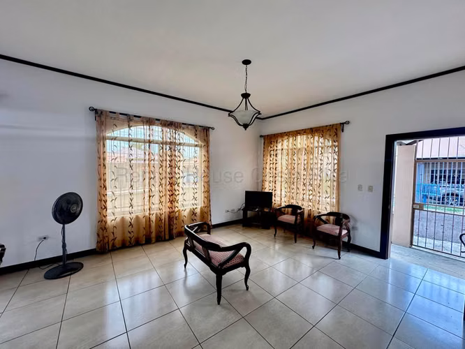 Casa con 2 Viviendas en Venta en Barrio San José, Alajuela | Terreno Esquinero H.A. #26-1800 - Imagen 19