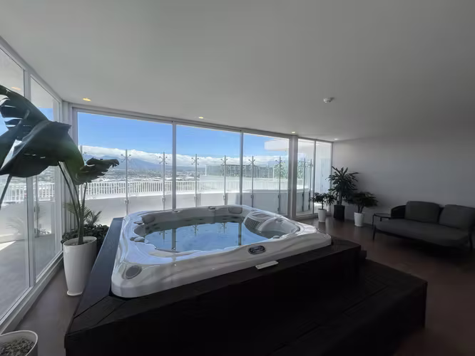 Venta apto tipo loft en pisos 11 y 12, La Sabana. (IC)