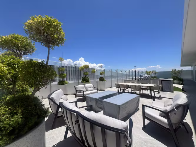 Venta apto tipo loft en pisos 11 y 12, La Sabana. (IC)