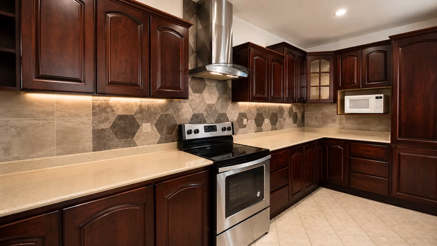 Apartamento  en Renta | Guachipelín, Escazú | US$1,350 - Imagen 2