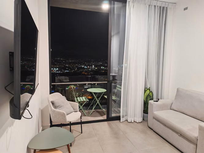 Apartamento amueblado en Torre Bo Escalante – Piso 20 con espectaculares vistas - Imagen 13