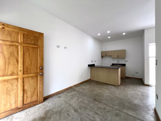 Alquiler de apartamento en Santa Ana. 2 Habitaciones / 1 Baño / 1 Parqueo. - Imagen 2