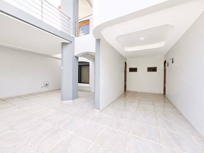 Casa moderna en alquiler, Desamparados, Patarrá.