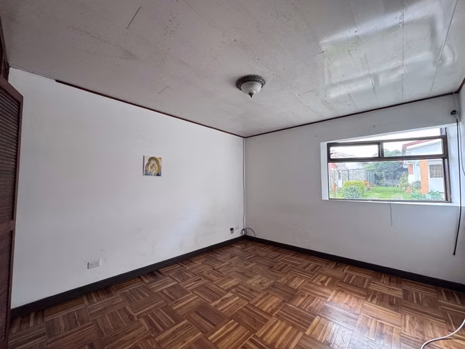 Venta de casa de Una Planta Con Condiciones Especiales