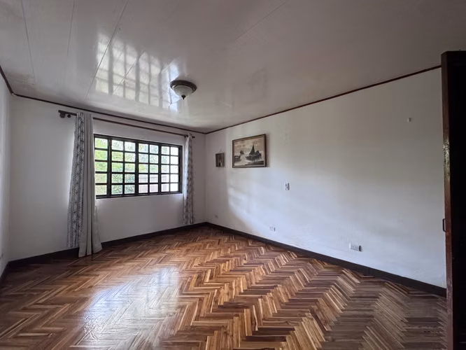 Venta de casa de Una Planta Con Condiciones Especiales