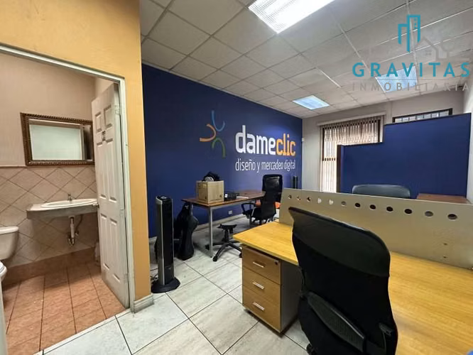 Alquiler de local comercial en Curridabat Pinares | 30 m2 | Con parqueo | F 705