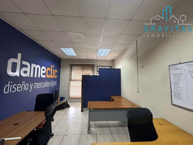 Alquiler de local comercial en Curridabat Pinares | 30 m2 | Con parqueo | F 705