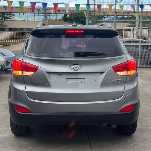 HYUNDAI TUCSON 2012 FINANCIADO