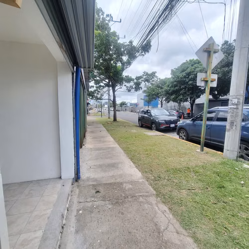 Alquiler de local comercial en Pavas, Zona Industrial RH