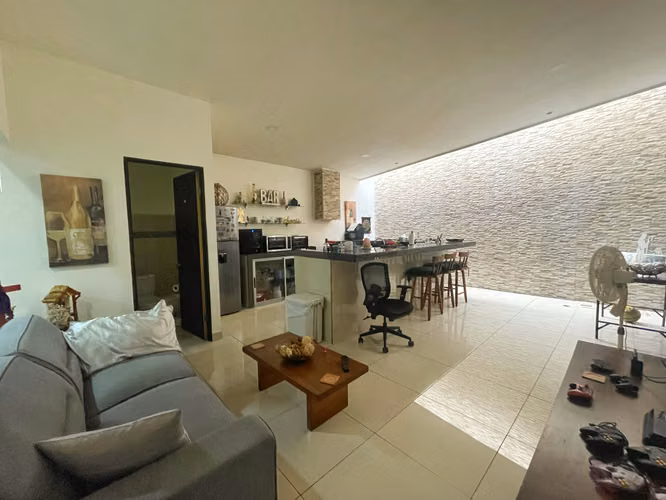 Casa en alquiler para vivienda/oficina en Nunciatura! P383
