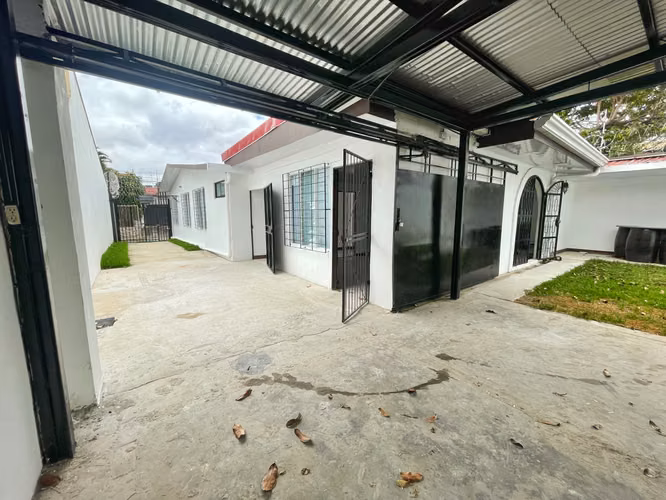 Casa de una planta y jardín con gran potencial en Rohrmoser!! P610 - Imagen 15