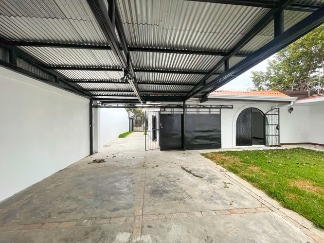 Casa de una planta y jardín con gran potencial en Rohrmoser!! P610 - Imagen 18