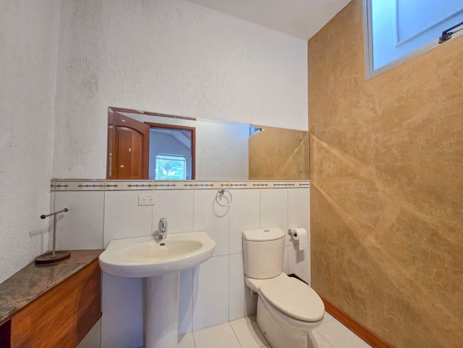 CONDO CONTEMPORANEO DE 432 M2 CON VISTA EN GUACHIPELIN ESCAZU - Imagen 7