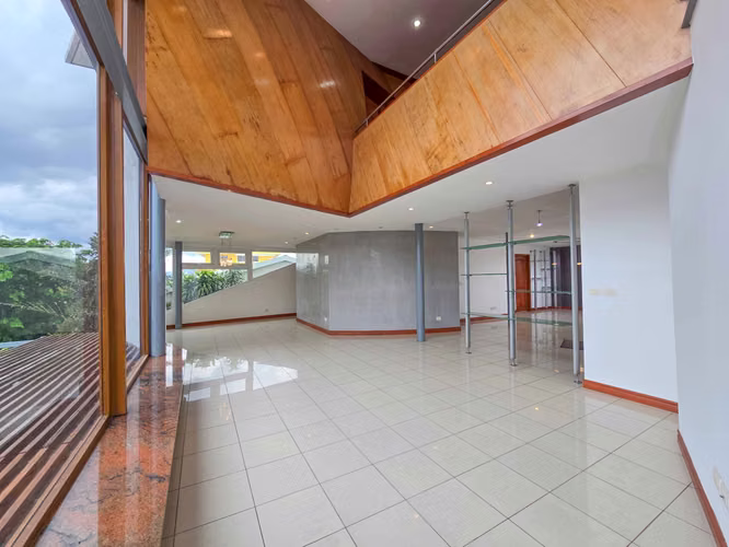 CONDO CONTEMPORANEO DE 432 M2 CON VISTA EN GUACHIPELIN ESCAZU - Imagen 10