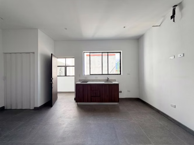 SE ALQUILA APARTAMENTO ESTUDIO CERCA DE PLAZA MAYOR ROHRMOSER - Imagen 7