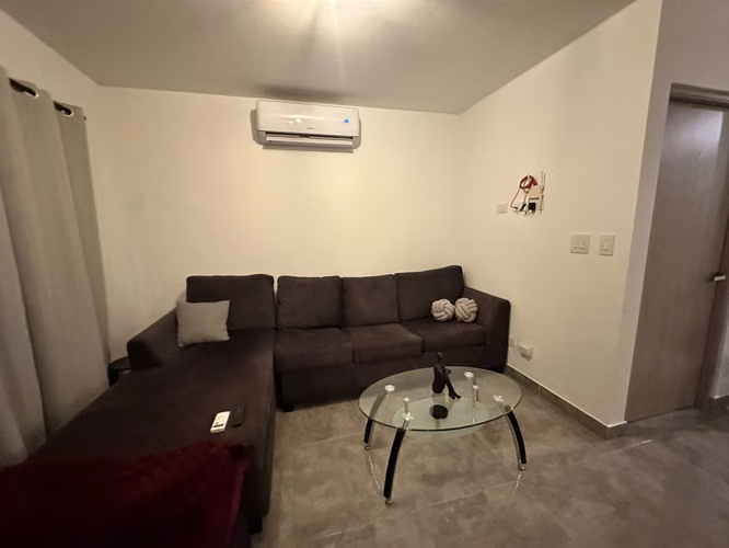 VENTA DE CASA, 3 HABITACIONES, CON PATIO EN CODOMINIO NAOS
