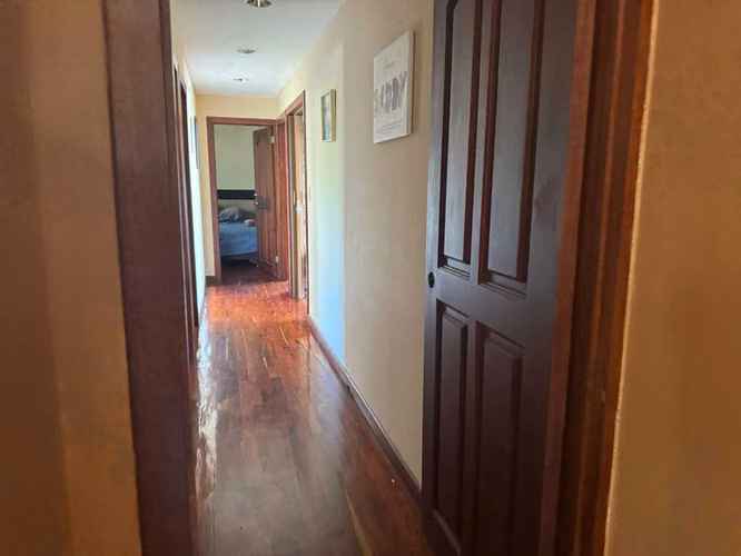 Descubra Todo su Potencial: 5 Habitaciones, Piscina, Apto. para Huéspedes y Vistas Panorámicas - Imagen 5
