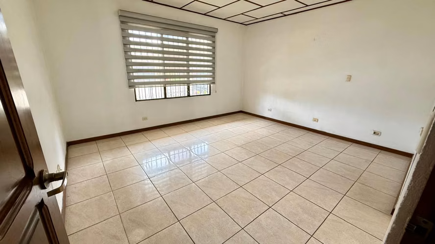 Venta de Casa en Heredia Belén Bosques Doña Rosa | Exclusiva Residencia Cerca de Zonas Francas - Imagen 8