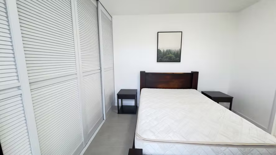 Apartamento con línea Blanca con Doble Balcón y 2 Parqueos | Monte Alto, Curridabat