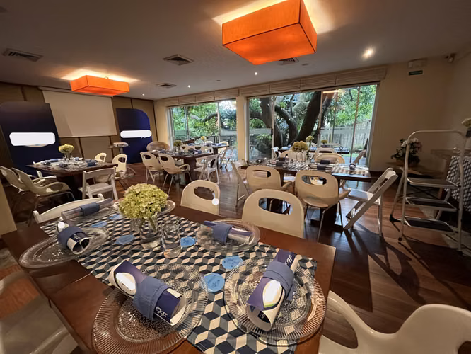 YA Venta de Restaurant en Santa Ana