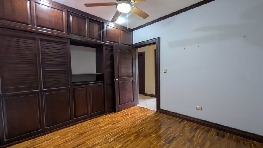 Casa privada en condominio exclusivo con vista, Guachipelín 1.200.000