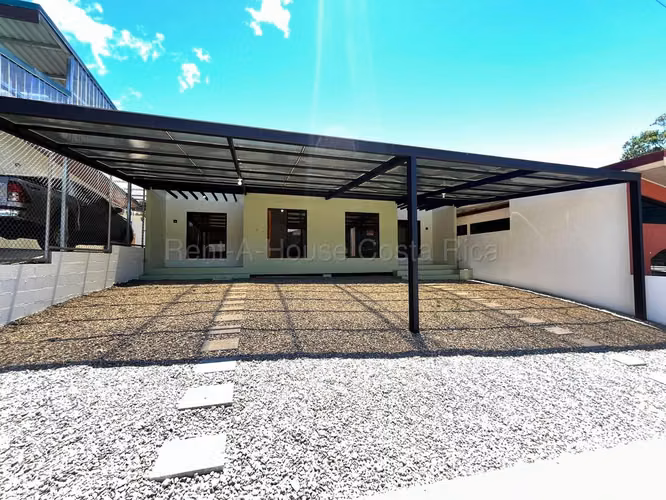 Alquiler de Apartamento para ESTRENAR en Santa María de Dota.  27-121