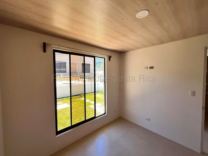Alquiler de Apartamento para ESTRENAR en Santa María de Dota.  27-121