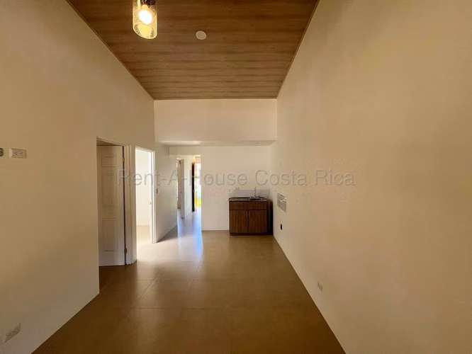 Alquiler de Apartamento para ESTRENAR en Santa María de Dota.  27-121