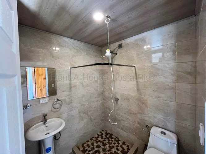 Alquiler de Apartamento para ESTRENAR en Santa María de Dota.  27-121