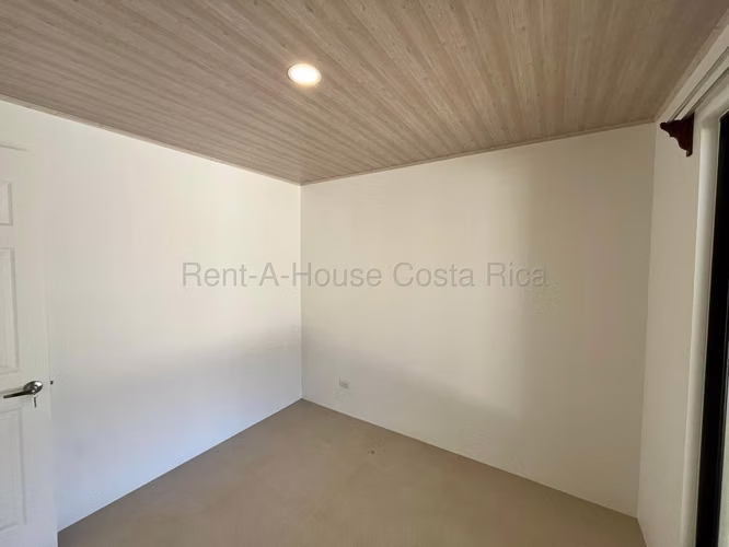 Alquiler de Apartamento para ESTRENAR en Santa María de Dota.  27-122