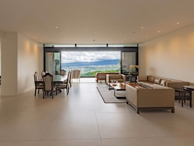 VENTA DE APARTAMENTO DE LUJO EN SOLARIS - Imagen 2