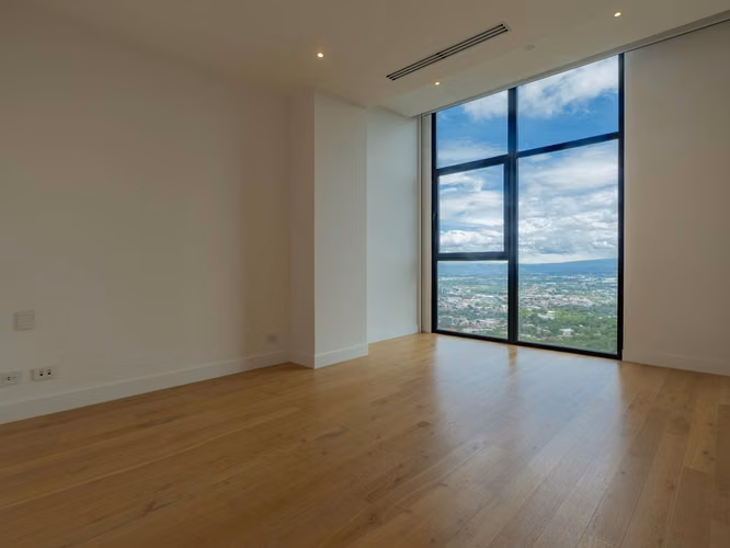 VENTA DE APARTAMENTO DE LUJO EN SOLARIS - Imagen 12