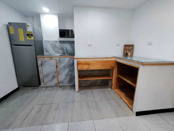 APARTAMENTO AMUEBLADO EN ROHRMOSER A PASOS DE LA EMBAJADA.