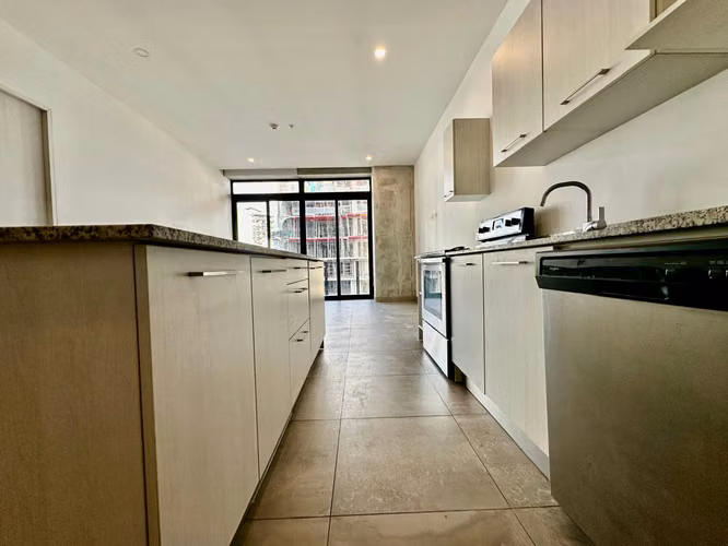 Rohrmoser -  1 habitación + Parqueo + Bodega - 80mt2 -Electrodomésticos -PetFriendly - Imagen 5