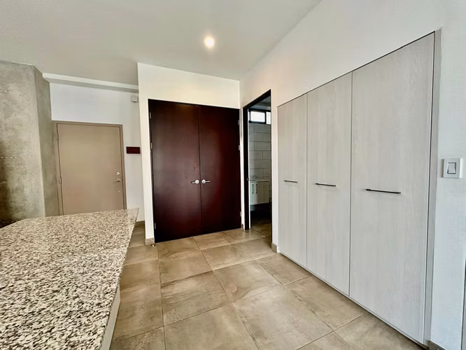 Rohrmoser -  1 habitación + Parqueo + Bodega - 80mt2 -Electrodomésticos -PetFriendly - Imagen 8