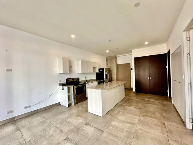 Rohrmoser -  1 habitación + Parqueo + Bodega - 80mt2 -Electrodomésticos -PetFriendly - Imagen 3