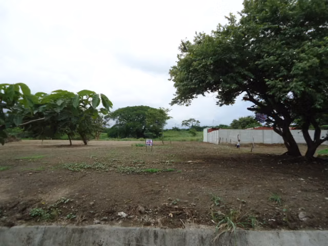 “Lote Premium en Lindora – 1,397 m² detrás de Valle del Sol”