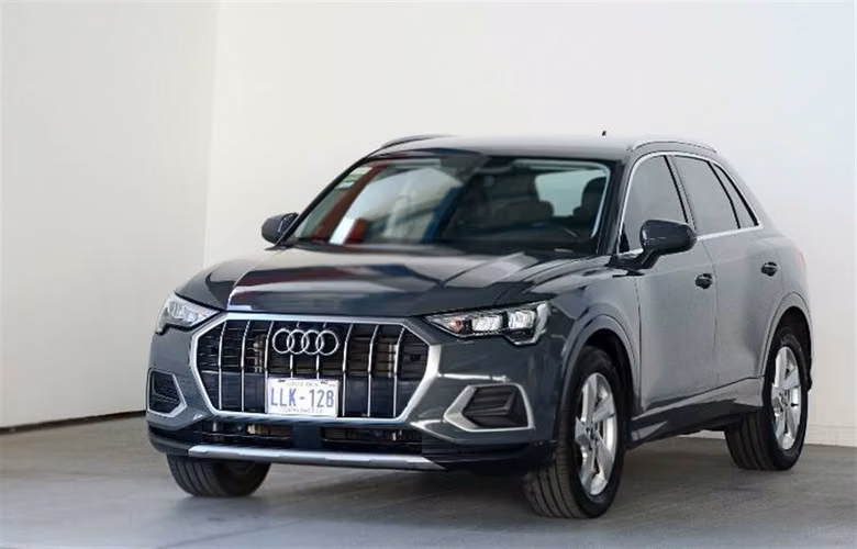 AUDI Q3 2023 AUTOMÁTICA GASOLINA GRIS
