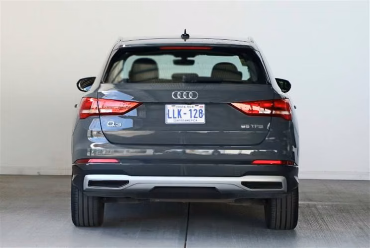 AUDI Q3 2023 AUTOMÁTICA GASOLINA GRIS