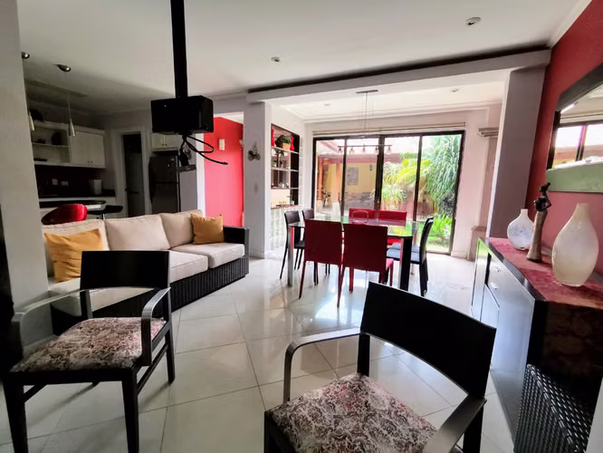 Heredia Alquiler Casa AMUEBLADA en Condominio 3 dor jardin 2 garajes oficina rancho - Imagen 11
